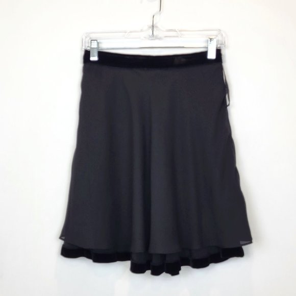 Patricia Moss Black Velvet Swingy Flared Skirt, Size 6 Petite, GUC - Picture 4 of 9